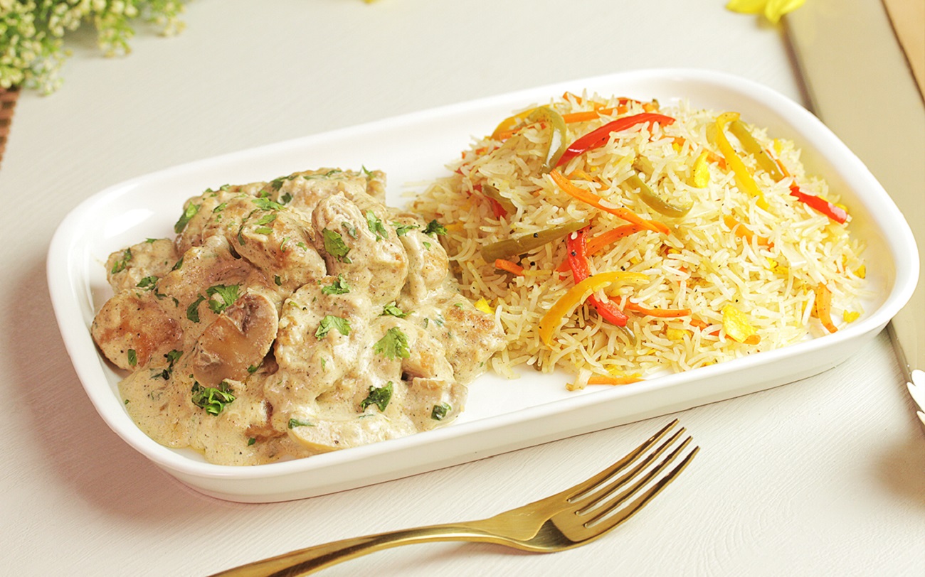 Creamy Mushroom Chicken With Vegetable Rice Recipe In Urdu The Cook Book