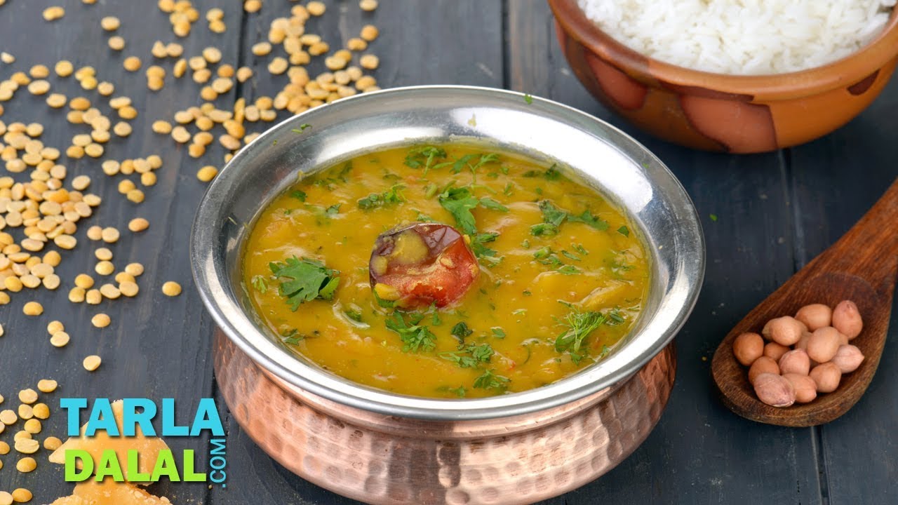 गुजराती दाल | Gujarati Dal recipe by Tarla Dalal - The Cook Book