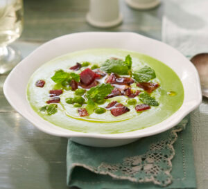 chilled pea soup scaled