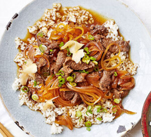 poached beef noodles gyudon